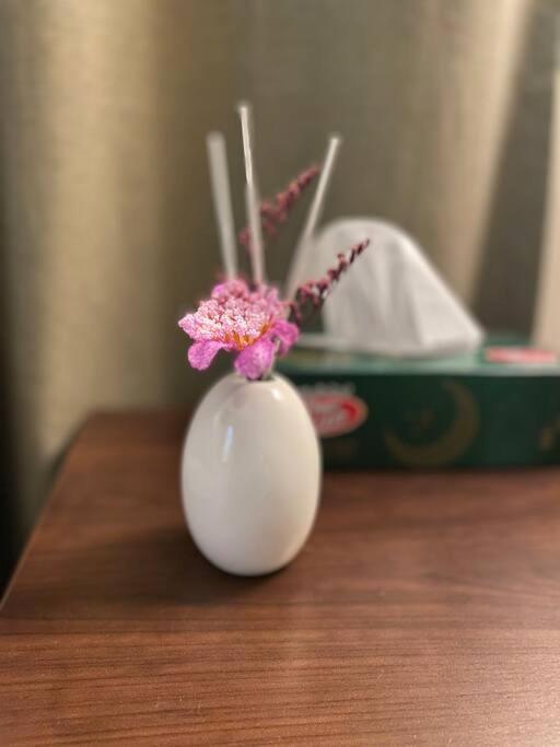 Luxury Private Studio Apartment Close To Airport Abu Dhabi Exterior foto